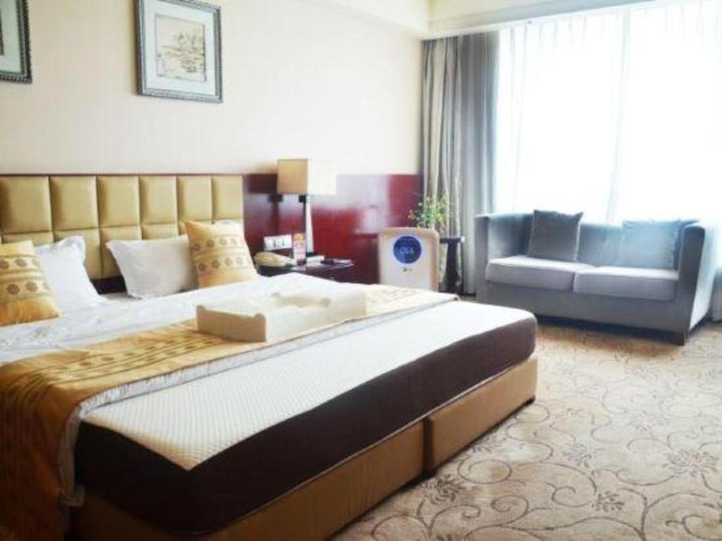 Chengdu Yinsheng International Hotel Supoqiao Exterior foto